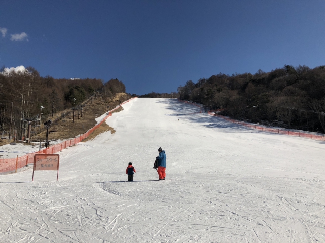 星野リゾート八ヶ岳の無料スキー/スノボ