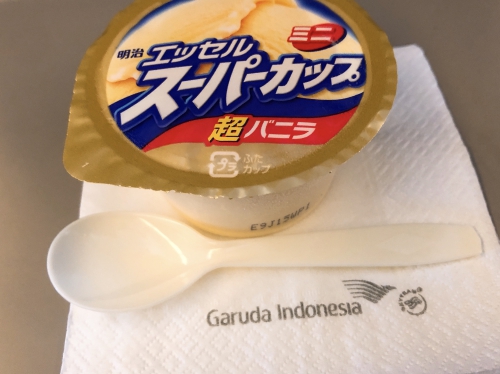 ガルーダインドネシア航空GA881便機内食