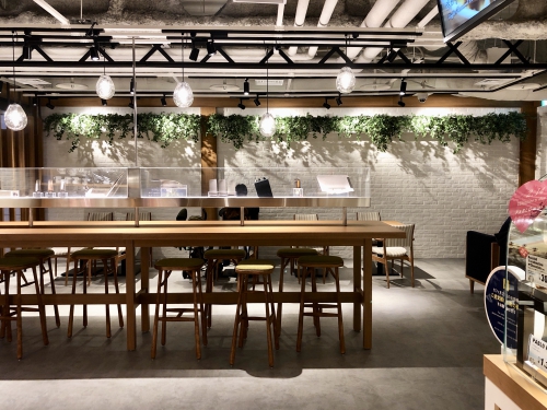 ANA Hanger bay Cafe by PABLO